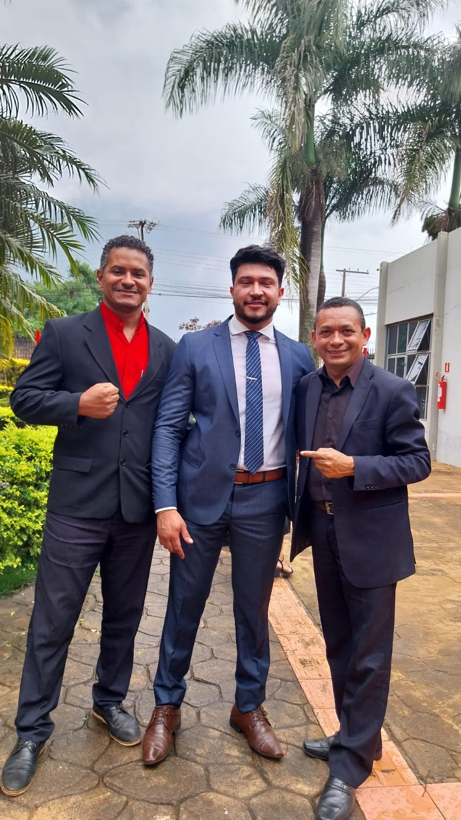 Leonardo Melo com Dr. Samuel e jornalista Jaimilson Santos